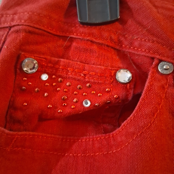 Style & Co Women’s Red Embellished Curvy Slim Leg Jeans Size 14 – Rhinestone - Picture 4 of 7